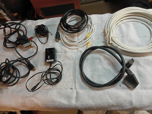 Lot câbles audio - /vidéo, –