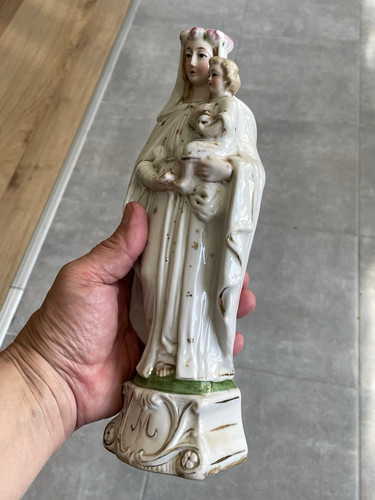 Superbe vierge marie - vierge,