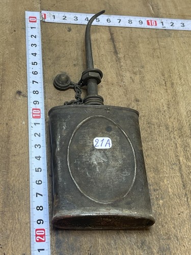 Burette huile old tool - burette, ,