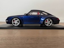  Porsche 911 (993) Carrera 4S