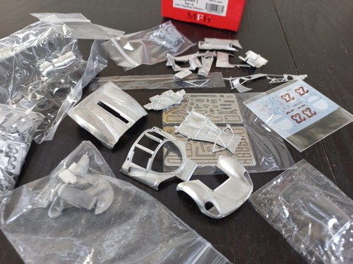 Kit mfh ferrari p4 - 1/43,
