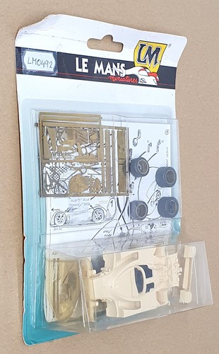 Mans miniatures 1 - le,