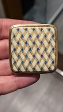 Poudrier Vintage doré et