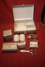 TROUSSE DE PREMIER SECOURS <