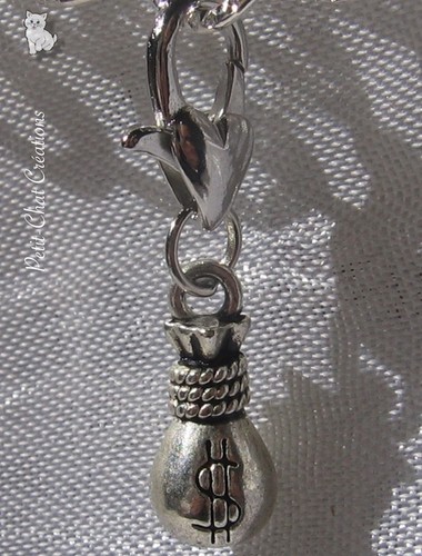 V311 breloque sur - v311,