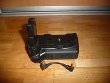 Grip alimentation pour - /,