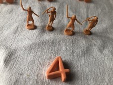 Atlantic : petits soldats 1/72, soldiers Antic Egyptian chariot 4 drivers lot. 4