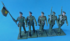 Lot de soldats en plastique