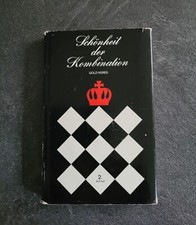 Livre d'échec en allemand "Schönheit der Kombination" Golz/Keres 1974