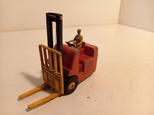 Dinky Toys 597 F Chariot à