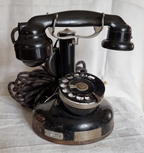 Téléphone ancien - ancien, de
