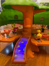Ensemble de table de poupée