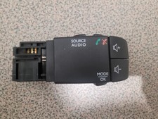 255522448R COMMANDE DE RADIO