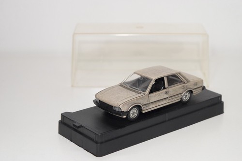 A65 solid peugeot - 1:43,