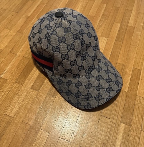 Casquette gucci gris neuf