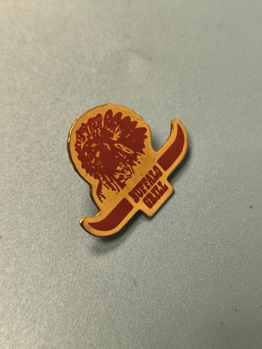 Vintage pin buffalo - vintage, grill