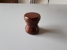 socle en bois peint marron brillant pour figurines et maquettes : D: 5 cm H :6,5