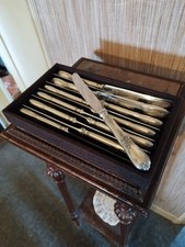 12 Couteaux de Table Décor