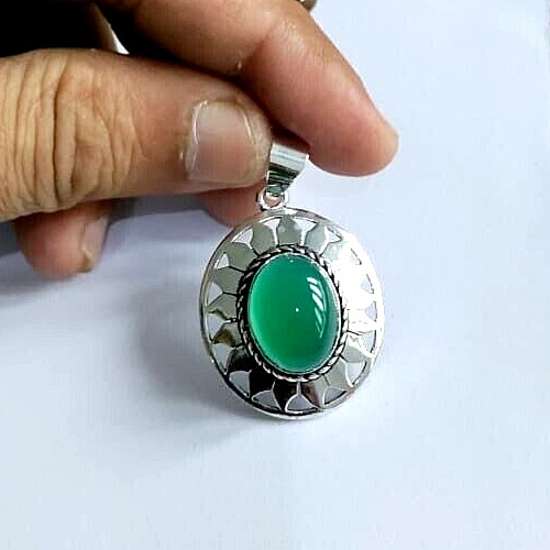 Pendentif ancien pierre - , en
