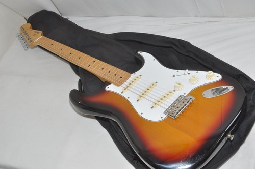 Guitare électrique fender - guitare,
