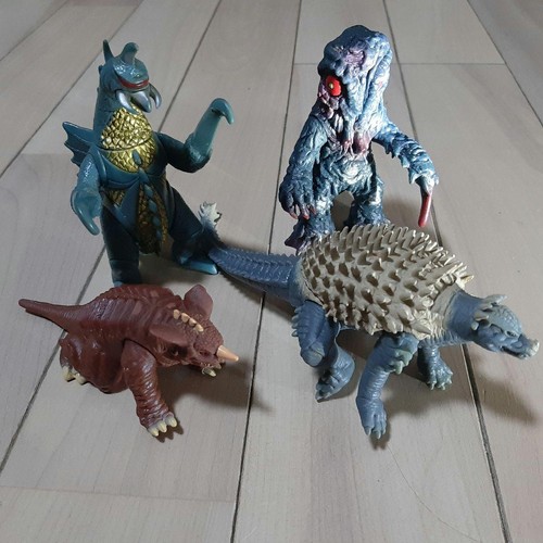 Toho kaiju sofubi figurine - kaiju,