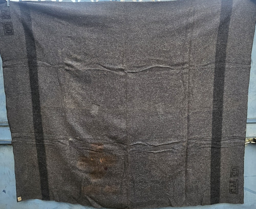 Couverture prisonnier croix