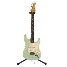 Guitare électrique de type Bacchus BST-Strato
