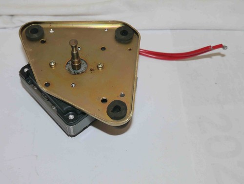 Moteur entrainement platines
