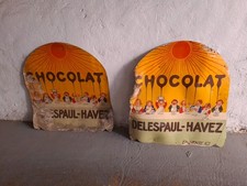 DEUX TRES GRANDS CARTONS PUBLICITAIRES CHOCOLAT DELESPAUL HAVEZ ( 80 X 90 CM )