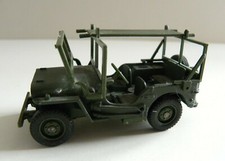  1/43 JEEP WILLYS avec brancard SOLIDO sans boite