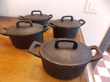 cocotte ovale  noir en fonte cuisine casseroles poêles en parfaite état 