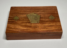 Boîte à jeux de cartes