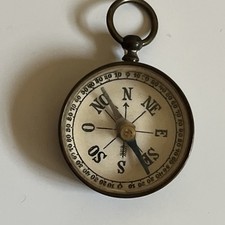 BOUSSOLE DE POCHE ANCIENNE EN
