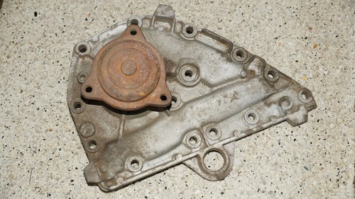 Pompe eau neuve ancien stock - neuve,