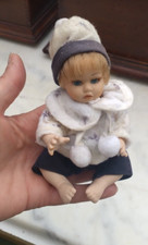 POUPEE MIGNONETTE ARTICULEE ELASTIQUE ENTIEREMENT EN BISCUIT 13CM