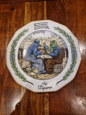 Rare Assiette En Porcelaine