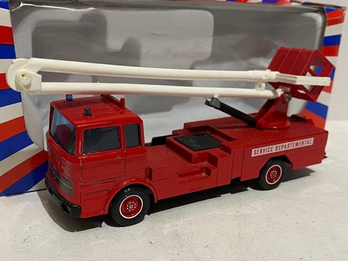 Solido mercedes 1418 - solido, lp-1418