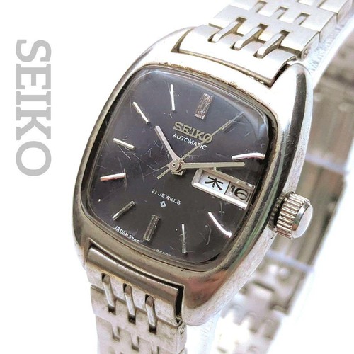 Montre carrée automatique