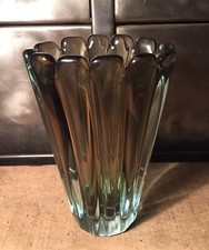 Vase Verre Moulé Transparent Bleuté H 16,3 Cm