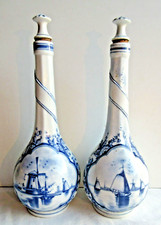 2 flacons en porcelaine pour Huile et Vinaigre, décor bleu DELFT: Voiliers