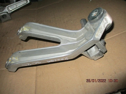 Platine arriere droite cbr - droite, 900