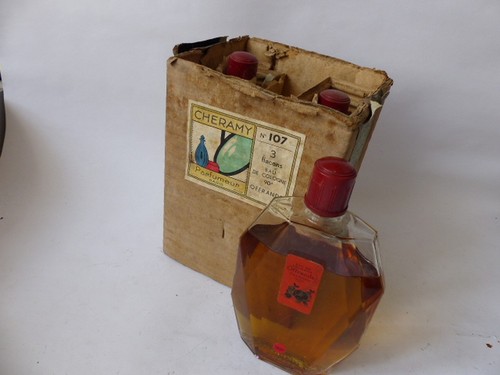 Boite flacons eau de - boite,