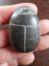 SCARABEE EGYPTIEN AMULETTE HIÉROGLYPHES DIM 5,4 CM BON ETAT
