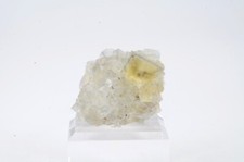 FLUORITE La barre, Puy de dôme, France /2x2x1.3cm 7g