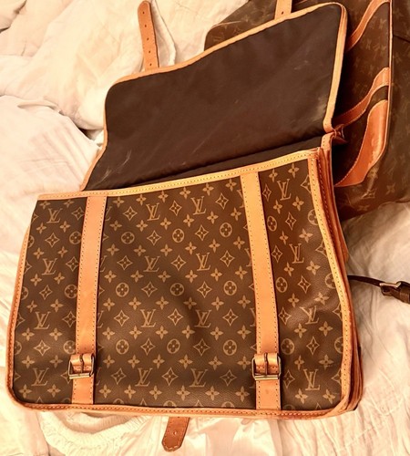 Authentic louis vuitton - louis,