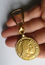 Ancien porte cle métal doré Pièce Louis XIV Café Excella 1644 1966