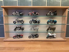 Lot de 12 Moto Miniature Harley Davidson 1/24 de Franklin Mint avec vitrine