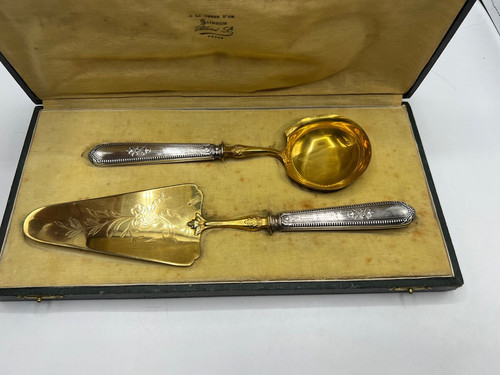 Pelle tarte louche - a,