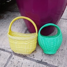 2 Petits Panier  en Plastique  Vintage pour enfant jaune et vert
