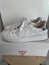 Baskets Ville Sneakers Guess Taille 40